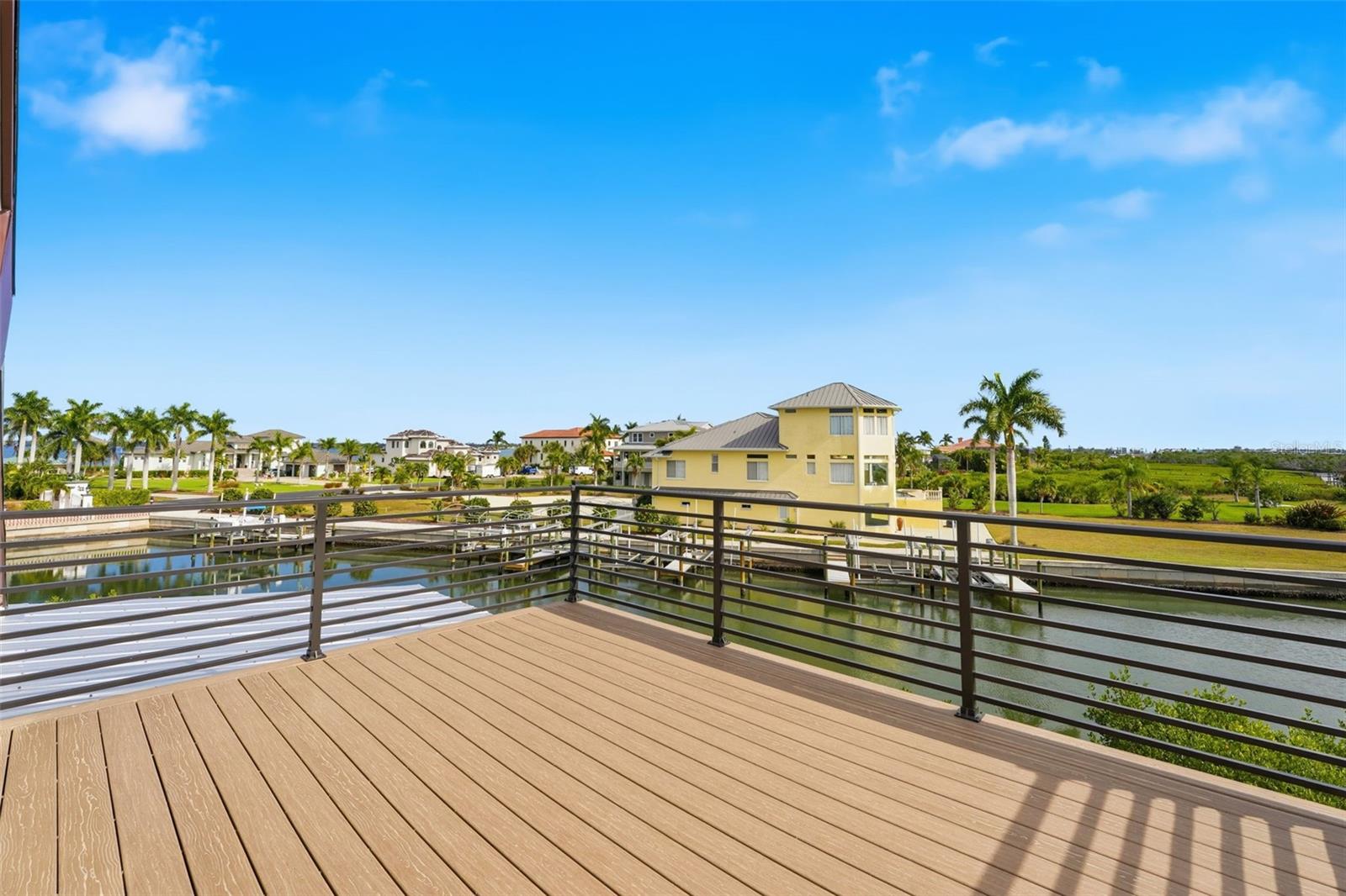 Image 59 of 93 For 2795 Beach Road B