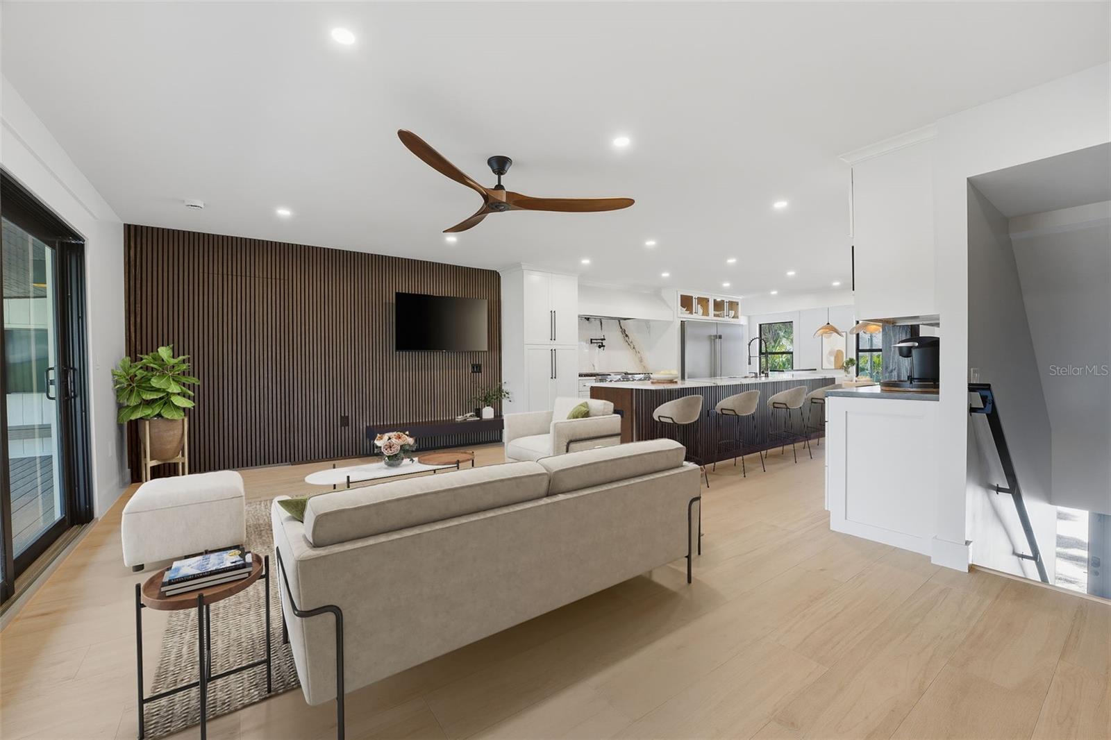 Image 6 of 93 For 2795 Beach Road B