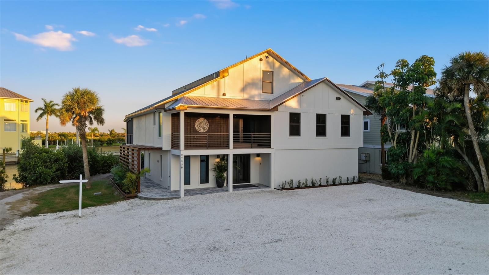 Image 74 of 93 For 2795 Beach Road B