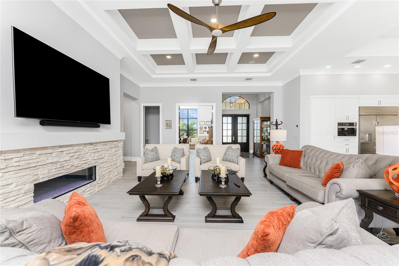 Image 11 of 88 For 265 Severin Rd