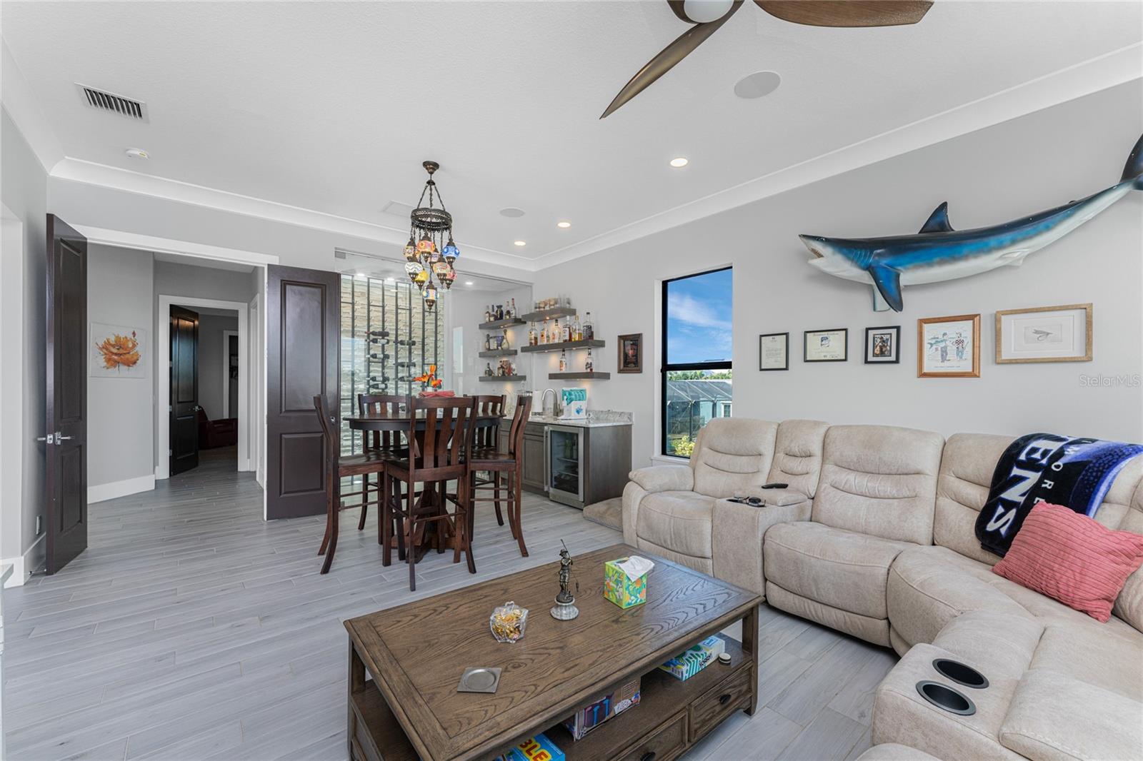 Image 27 of 88 For 265 Severin Rd