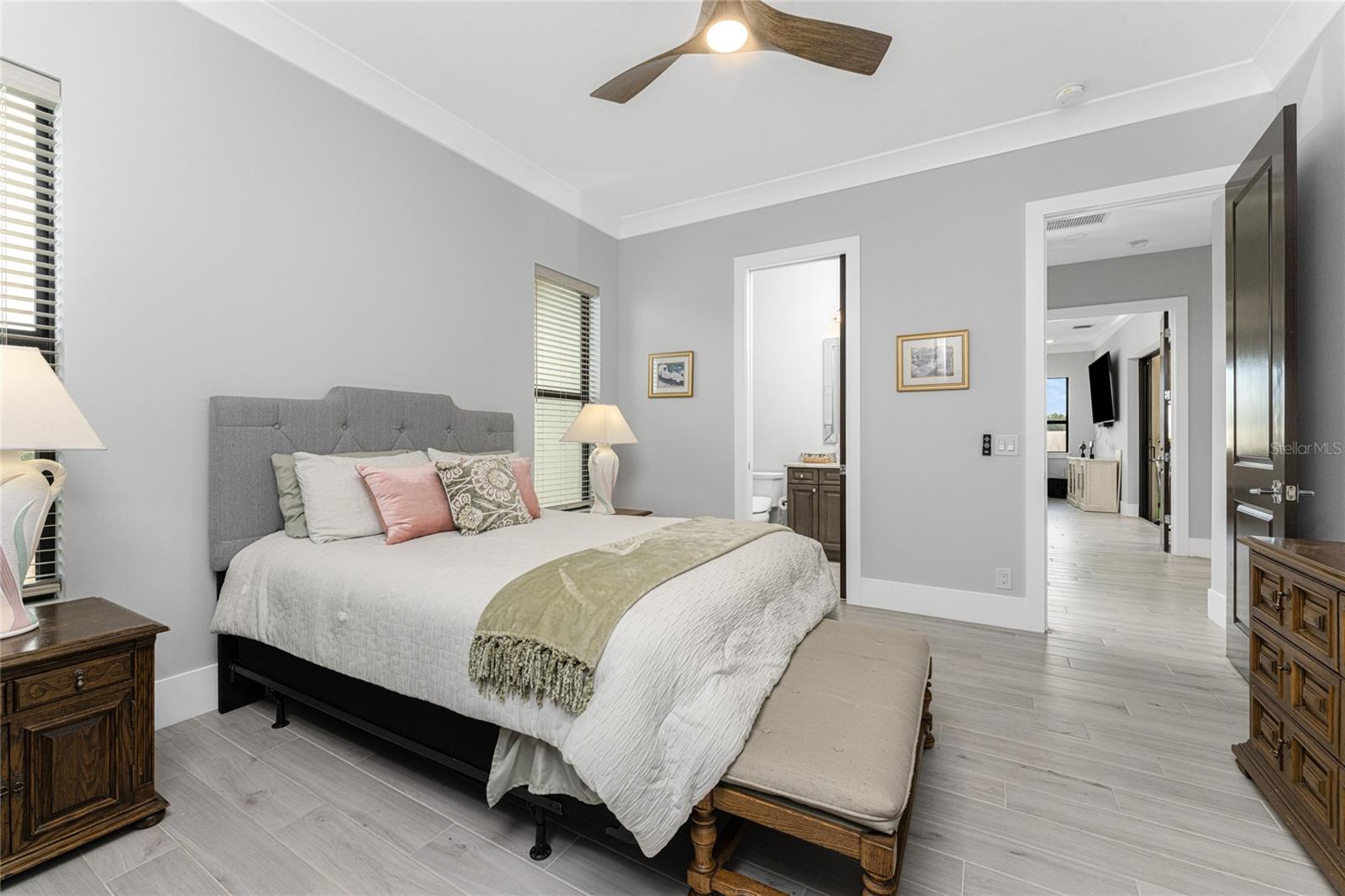 Image 29 of 88 For 265 Severin Rd