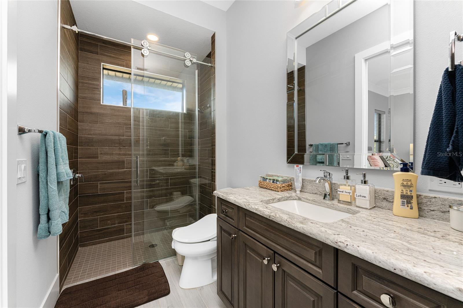 Image 31 of 88 For 265 Severin Rd