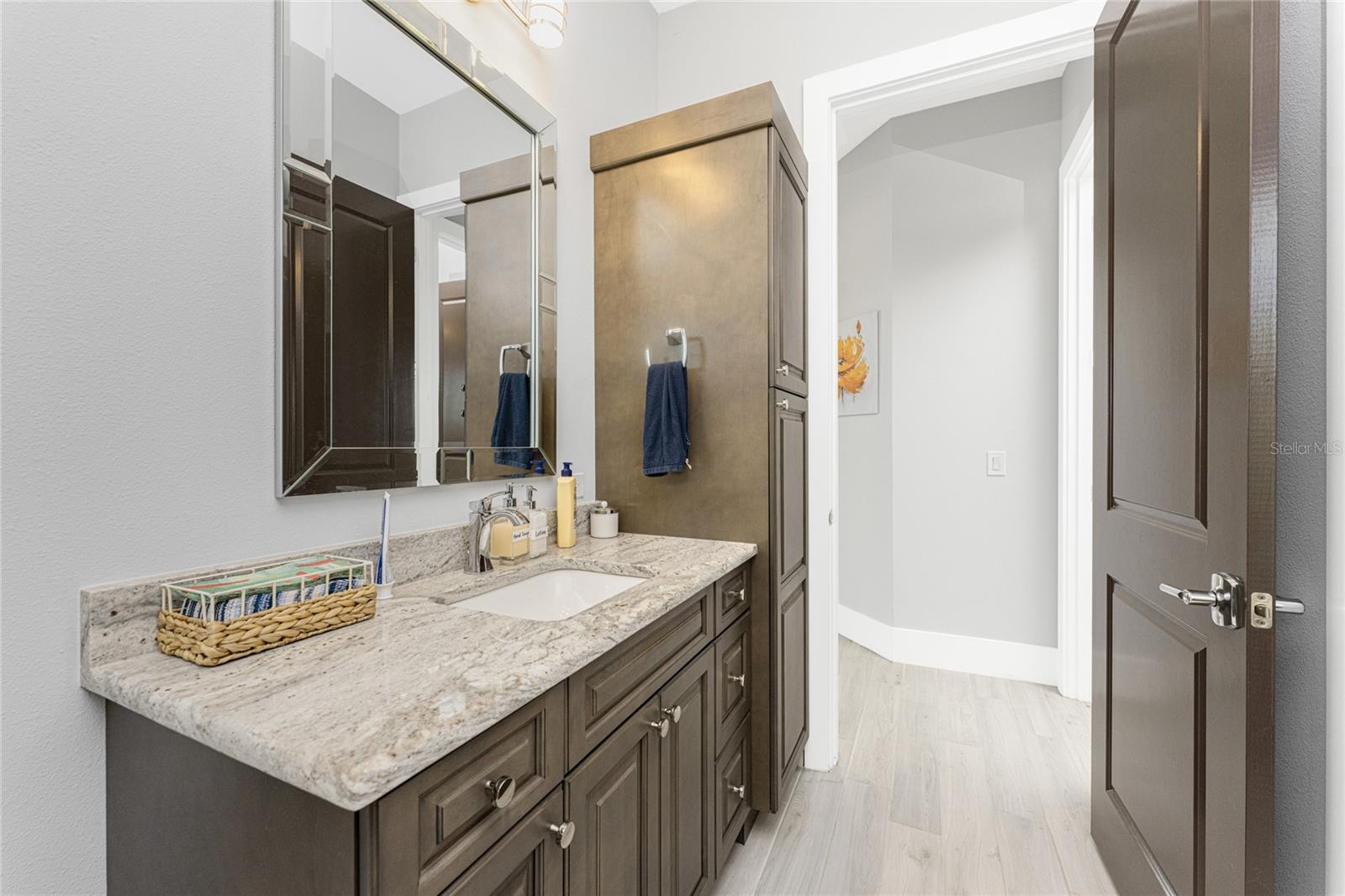 Image 32 of 88 For 265 Severin Rd