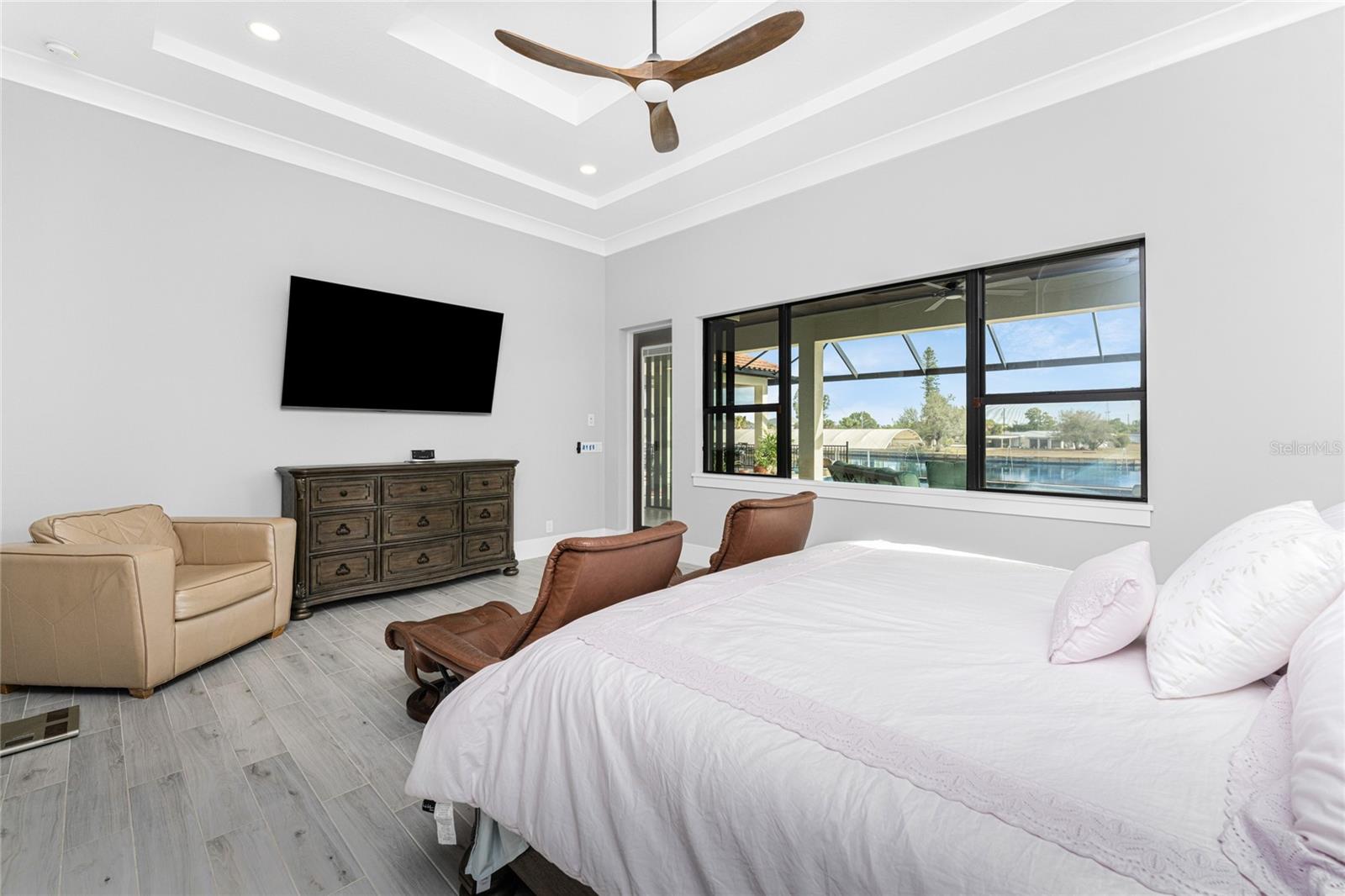 Image 37 of 88 For 265 Severin Rd