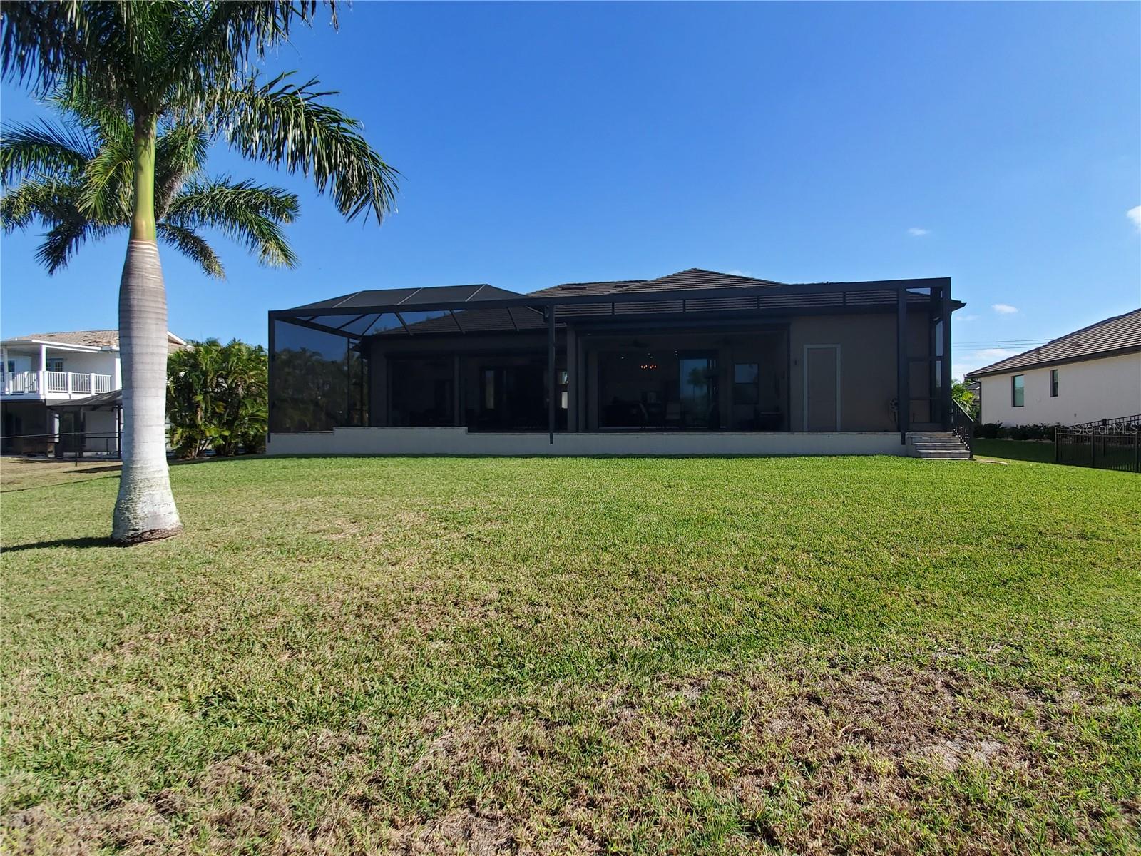 Image 40 of 52 For 185 Colony Point Dr.