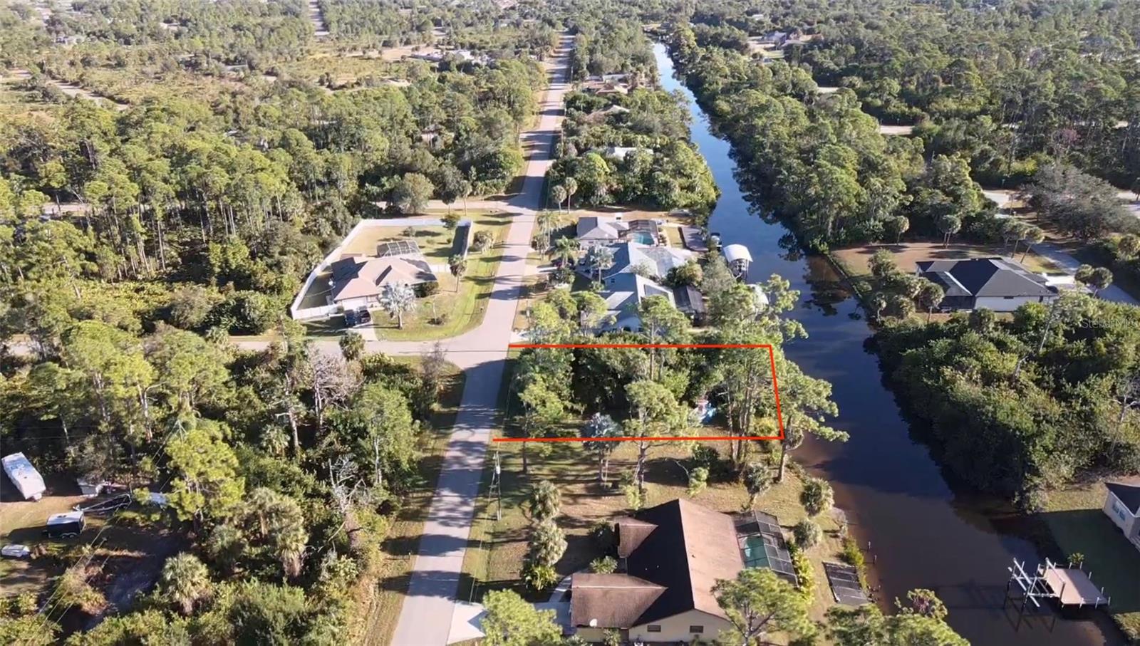 Image 4 of 11 For 468 Cory Street