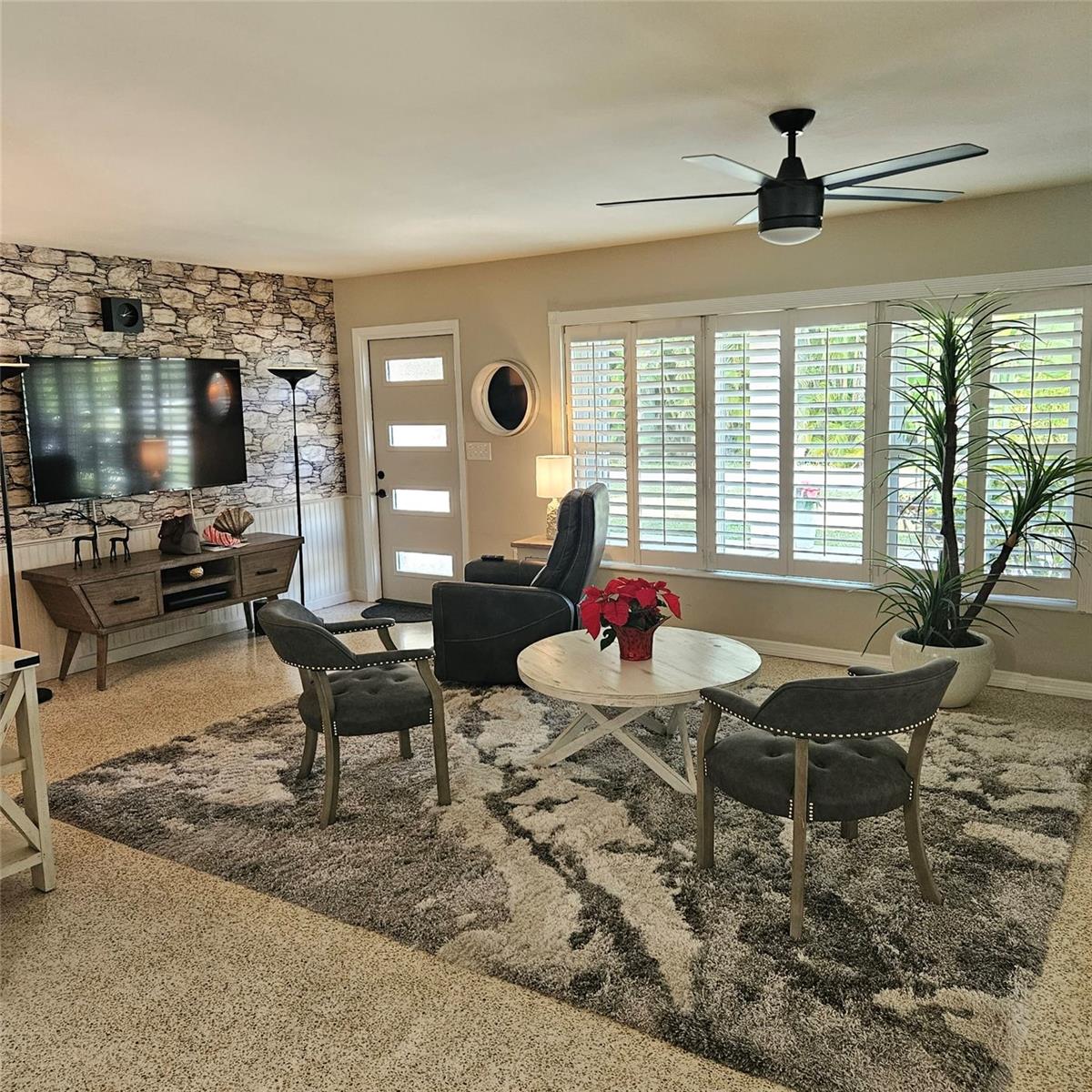 Image 6 of 52 For 27511 Cleveland Avenue