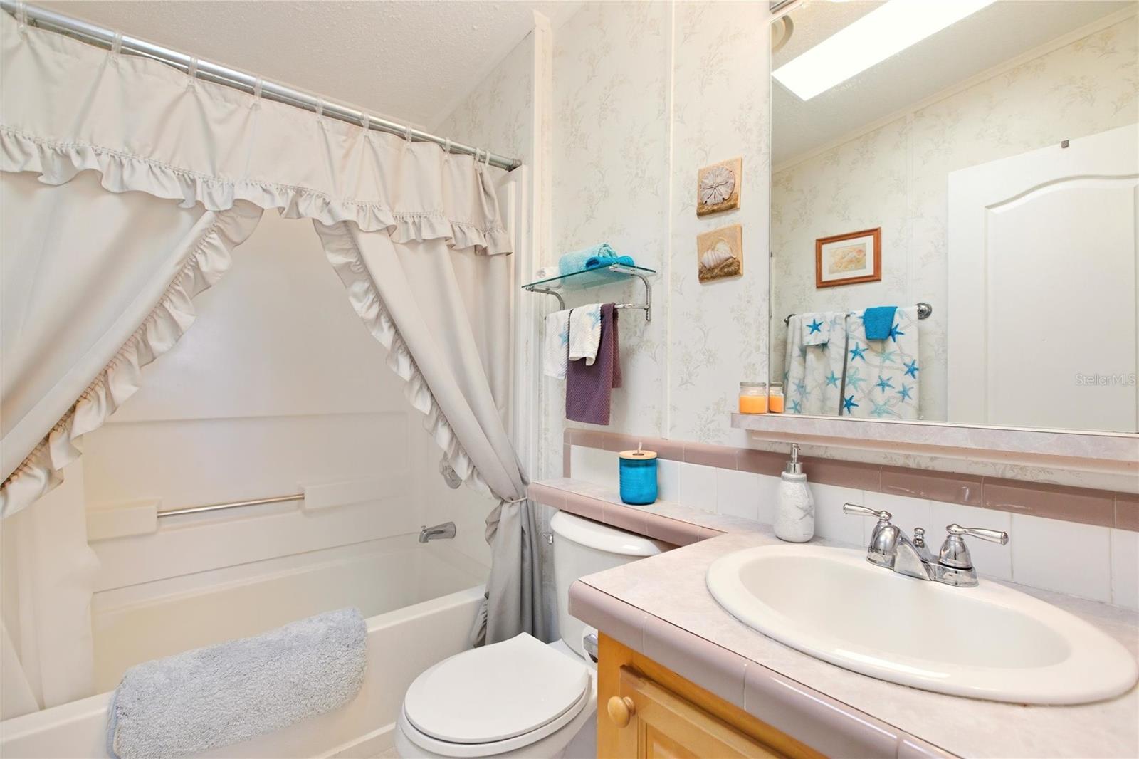 Image 35 of 52 For 4190 Pelican Pointe Drive