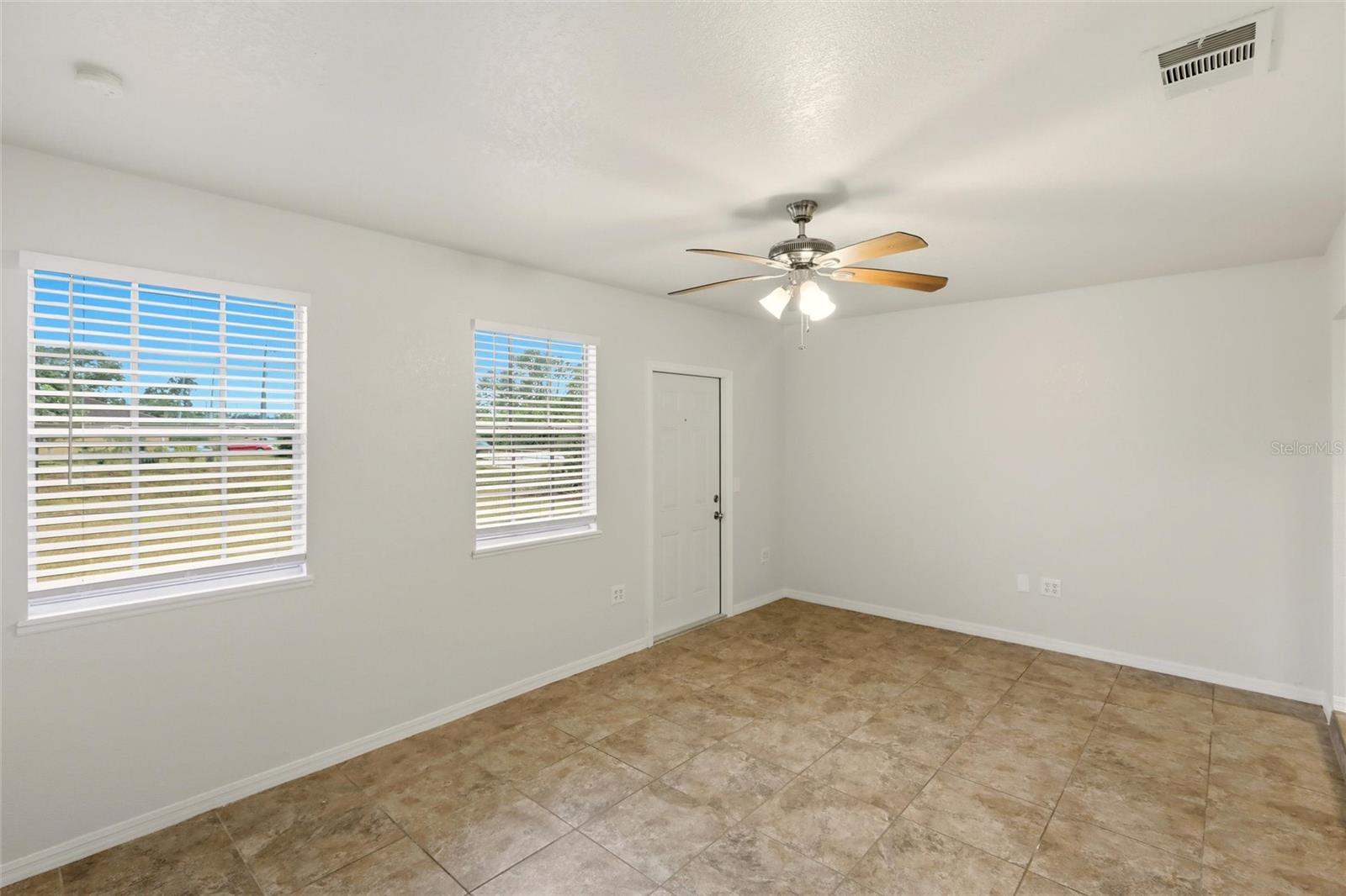 Image 19 of 42 For 7993 Rockwell Avenue