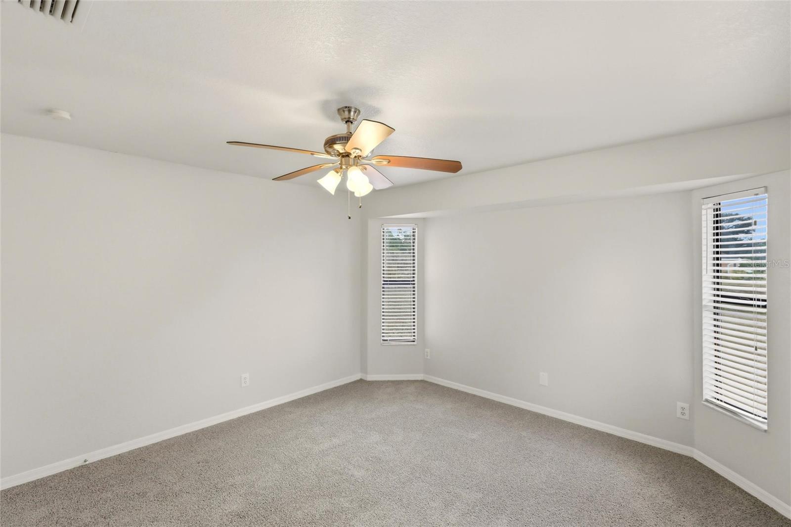 Image 26 of 42 For 7993 Rockwell Avenue