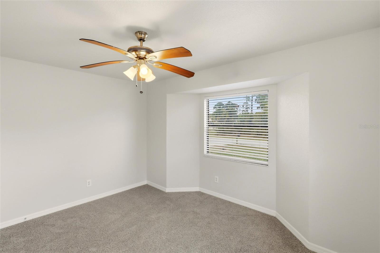 Image 32 of 42 For 7993 Rockwell Avenue