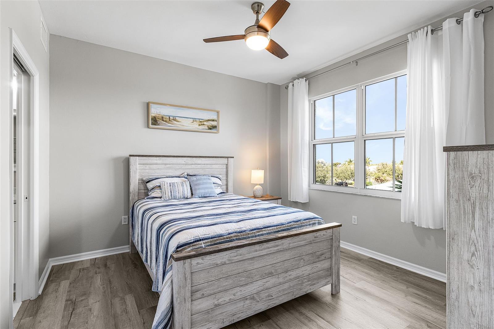 Image 11 of 45 For 2060 Matecumbe Key Road 2307