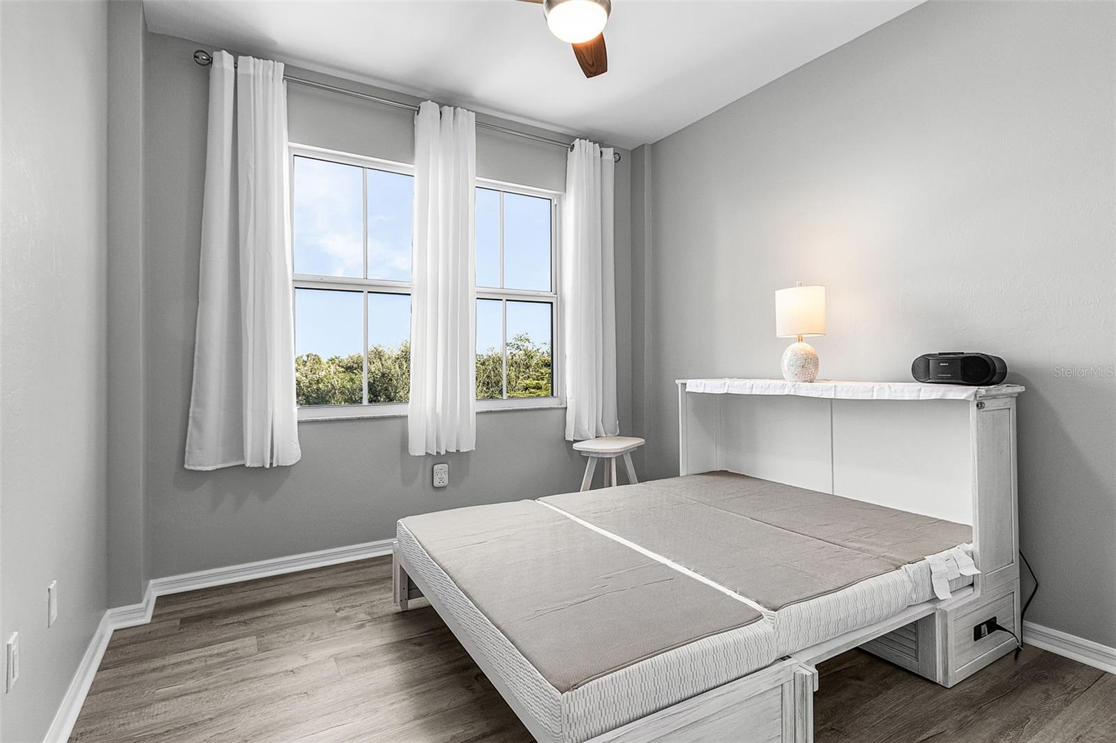 Image 17 of 45 For 2060 Matecumbe Key Road 2307