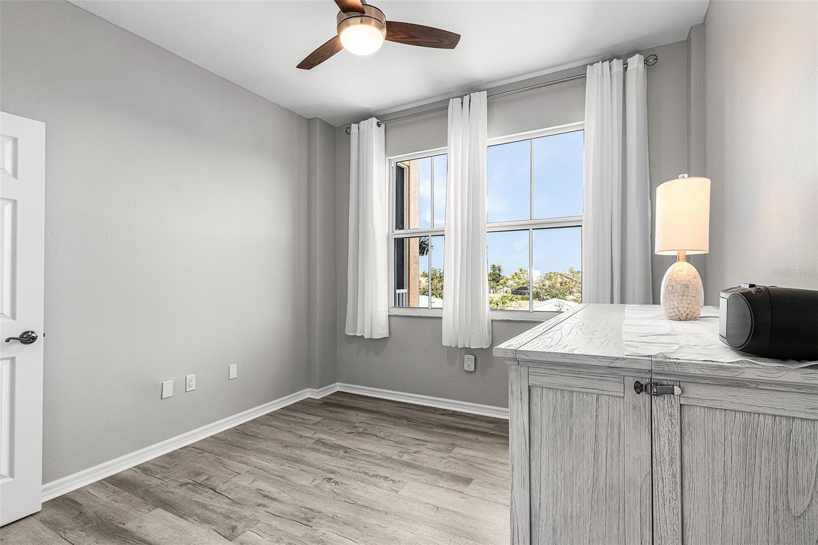 Image 18 of 45 For 2060 Matecumbe Key Road 2307