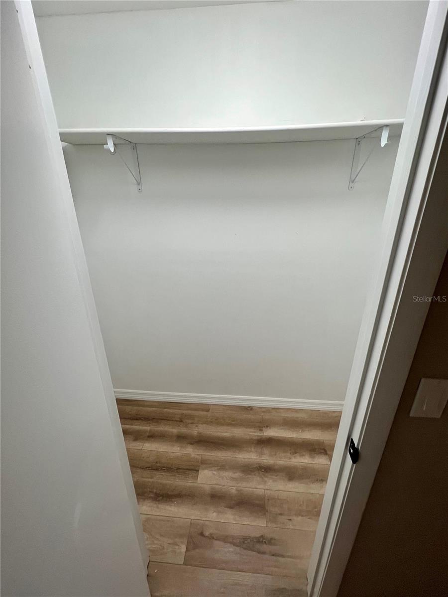 Image 20 of 35 For 146 Boundary Boulevard B202