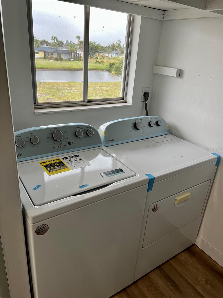 Image 4 of 35 For 146 Boundary Boulevard B202