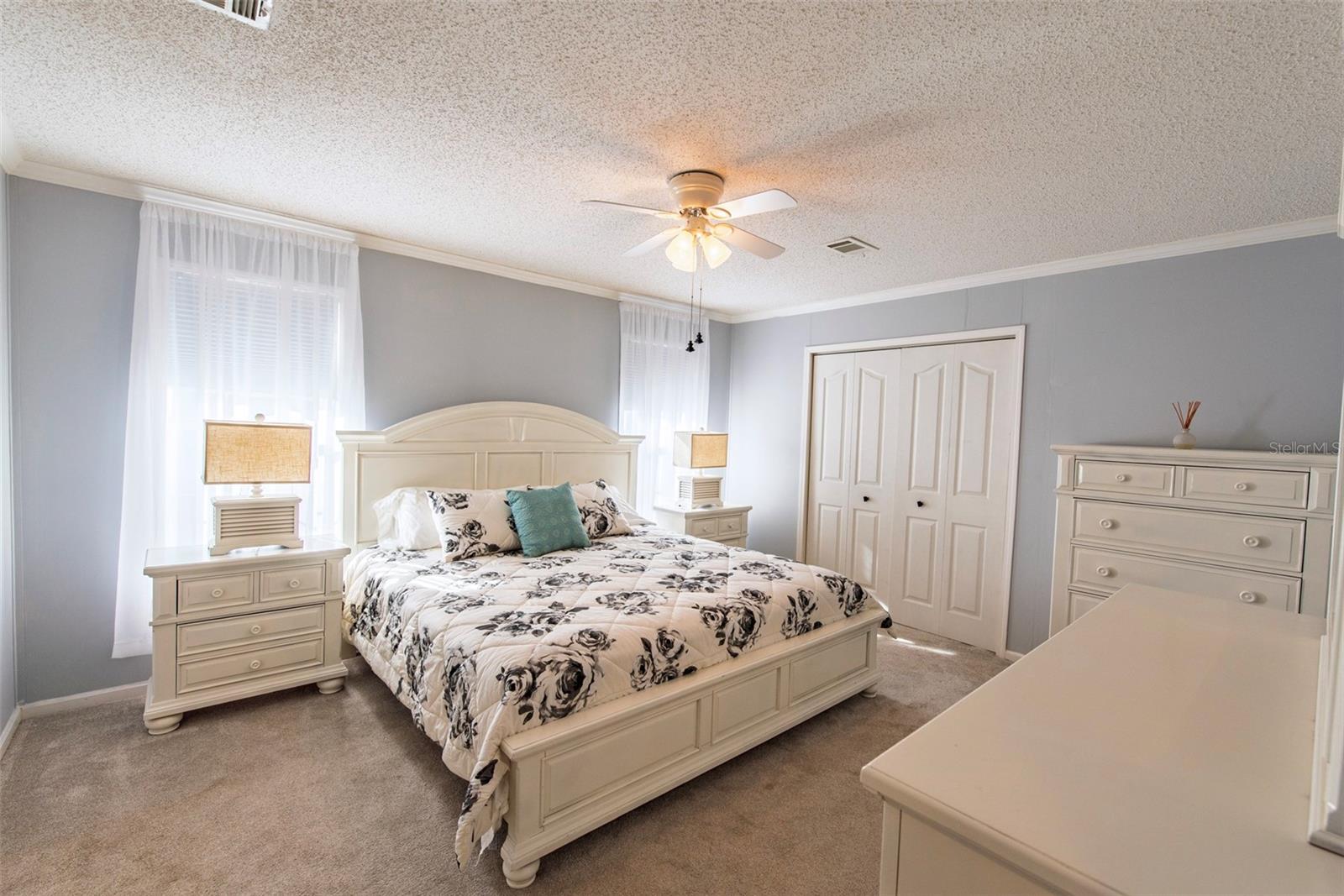 Image 6 of 23 For 8 Hague Road