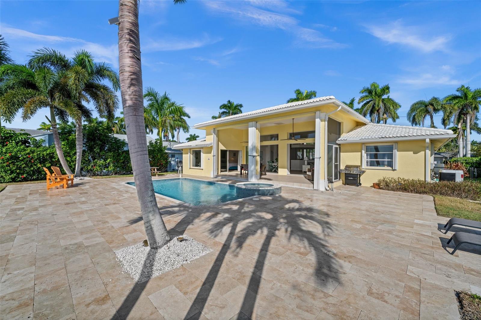 Image 33 of 50 For 264 Bayshore Drive