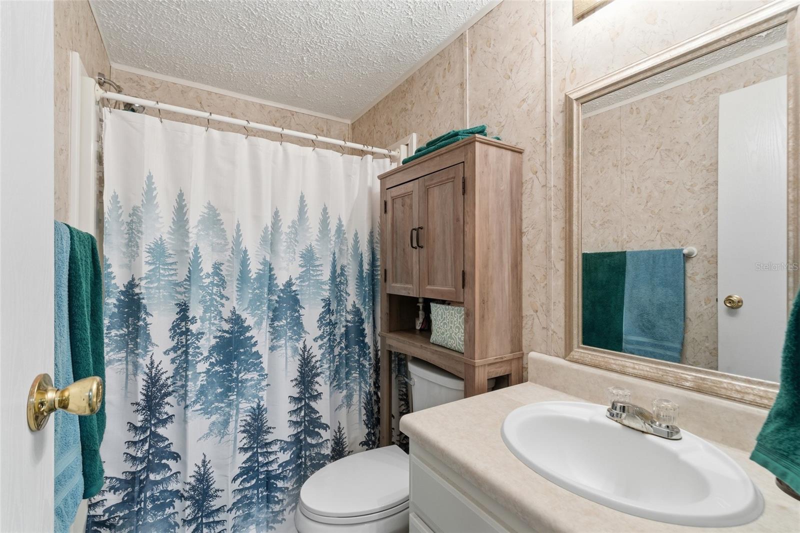 Image 16 of 27 For 25163 Marion Avenue 13