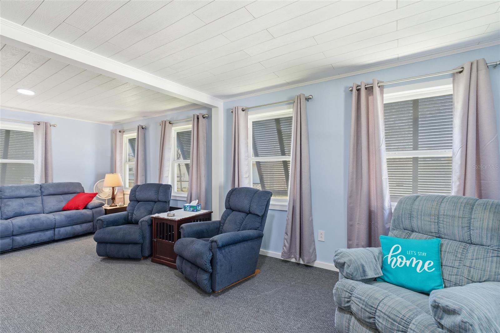 Image 20 of 27 For 25163 Marion Avenue 13