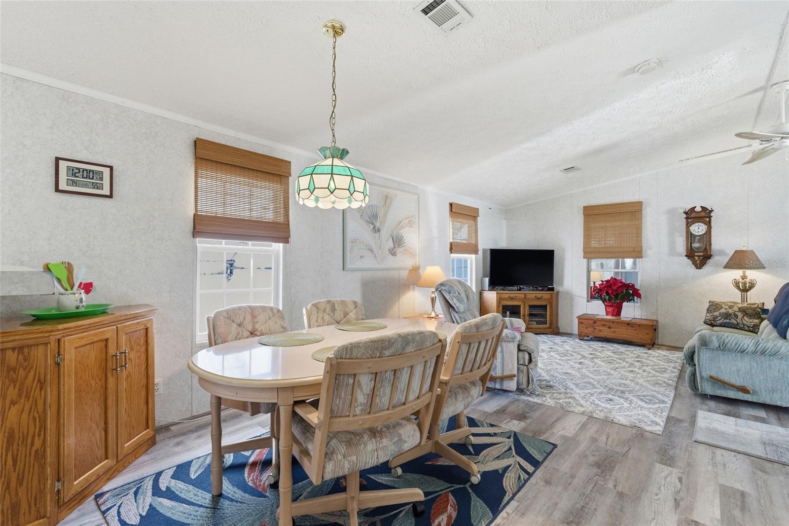 Image 8 of 27 For 25163 Marion Avenue 13