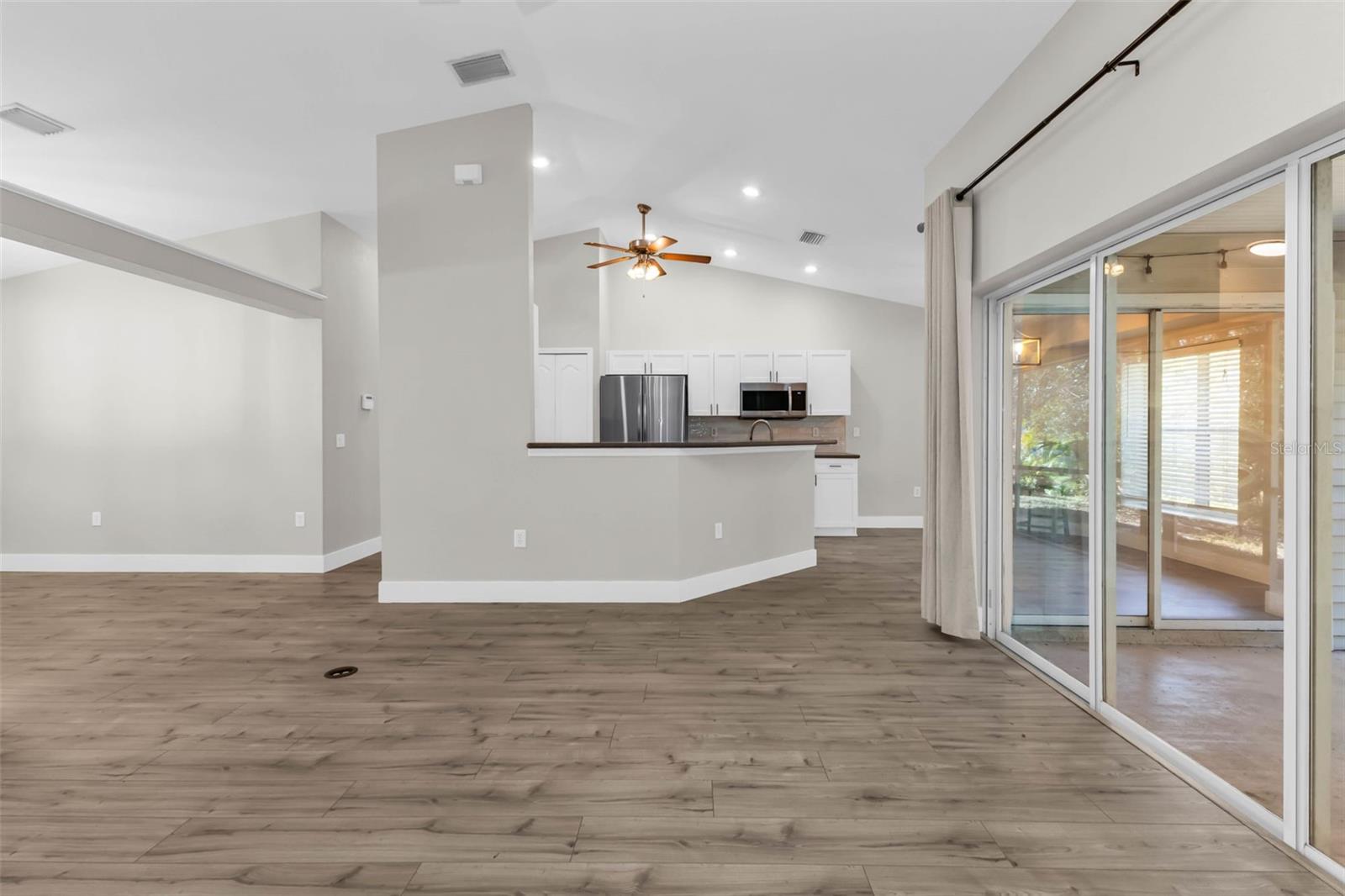 Image 10 of 43 For 11422 Second Avenue