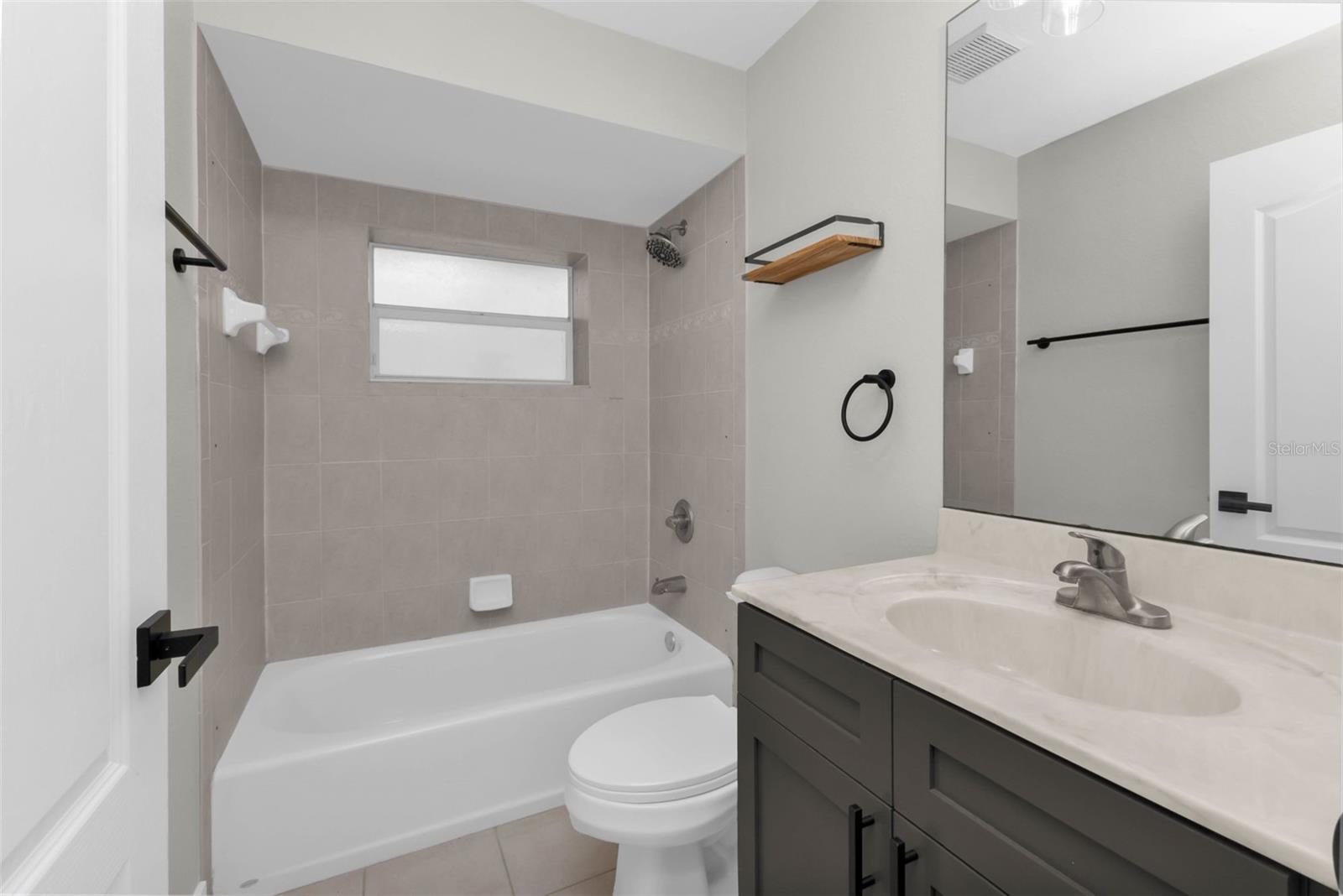 Image 22 of 43 For 11422 Second Avenue