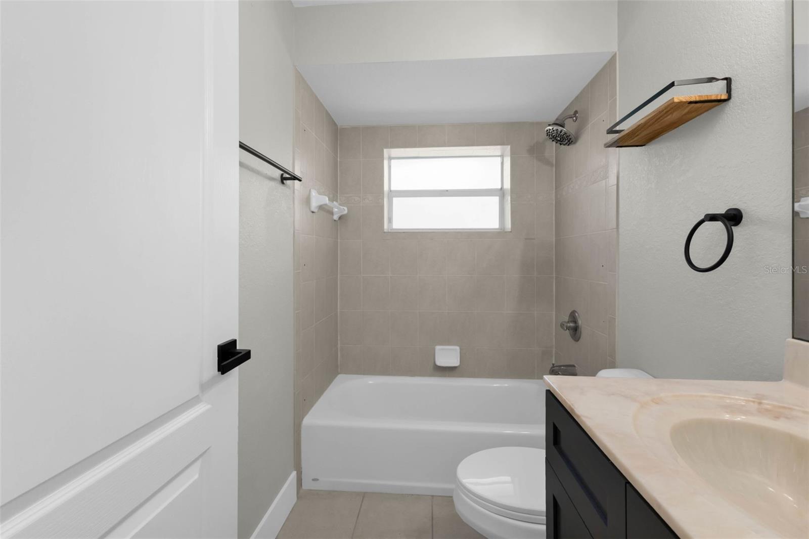 Image 23 of 43 For 11422 Second Avenue