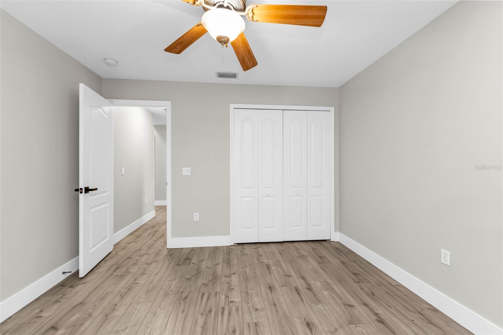 Image 25 of 43 For 11422 Second Avenue