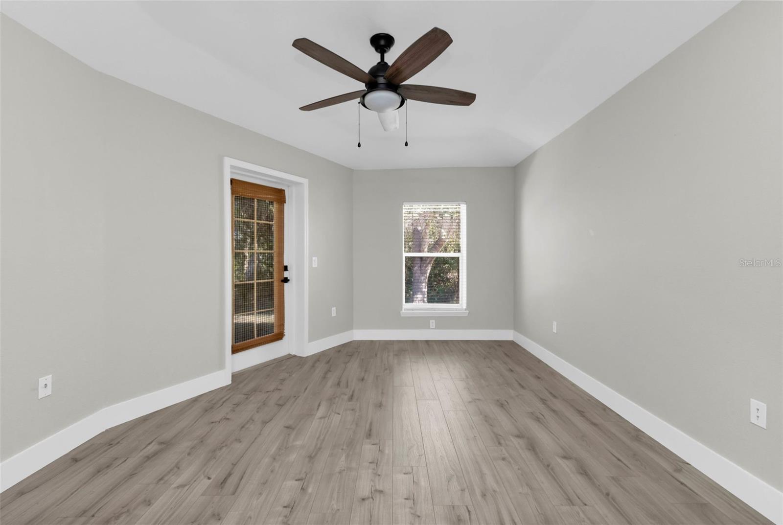 Image 26 of 43 For 11422 Second Avenue