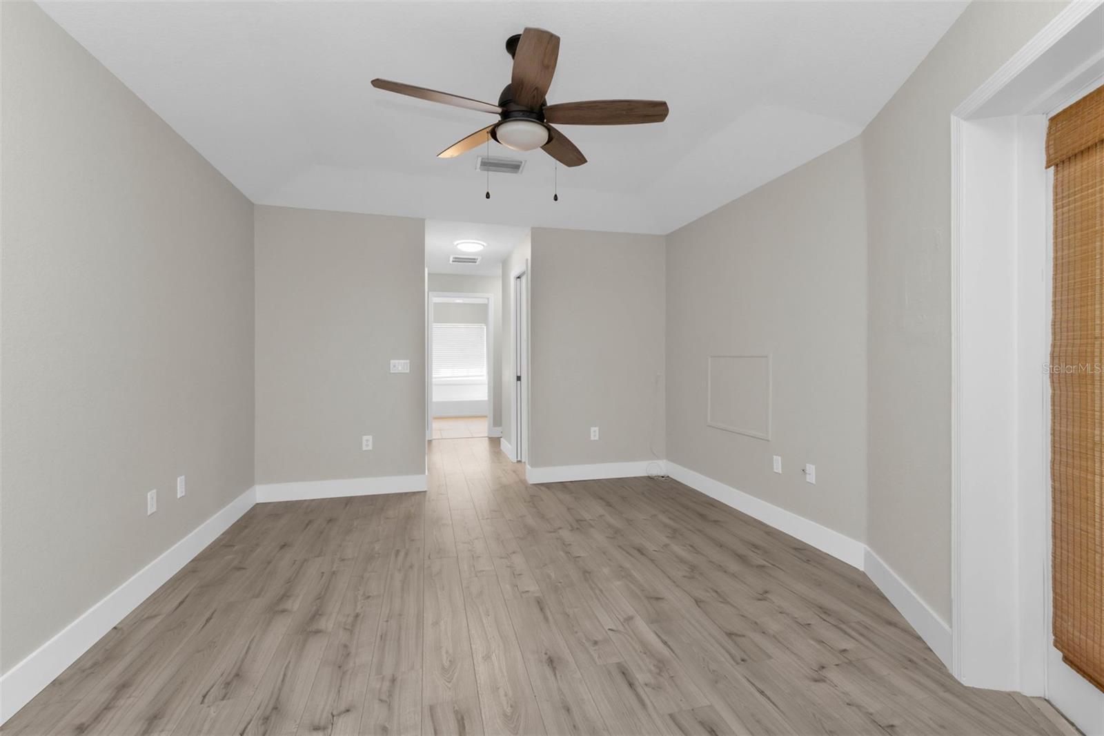 Image 27 of 43 For 11422 Second Avenue