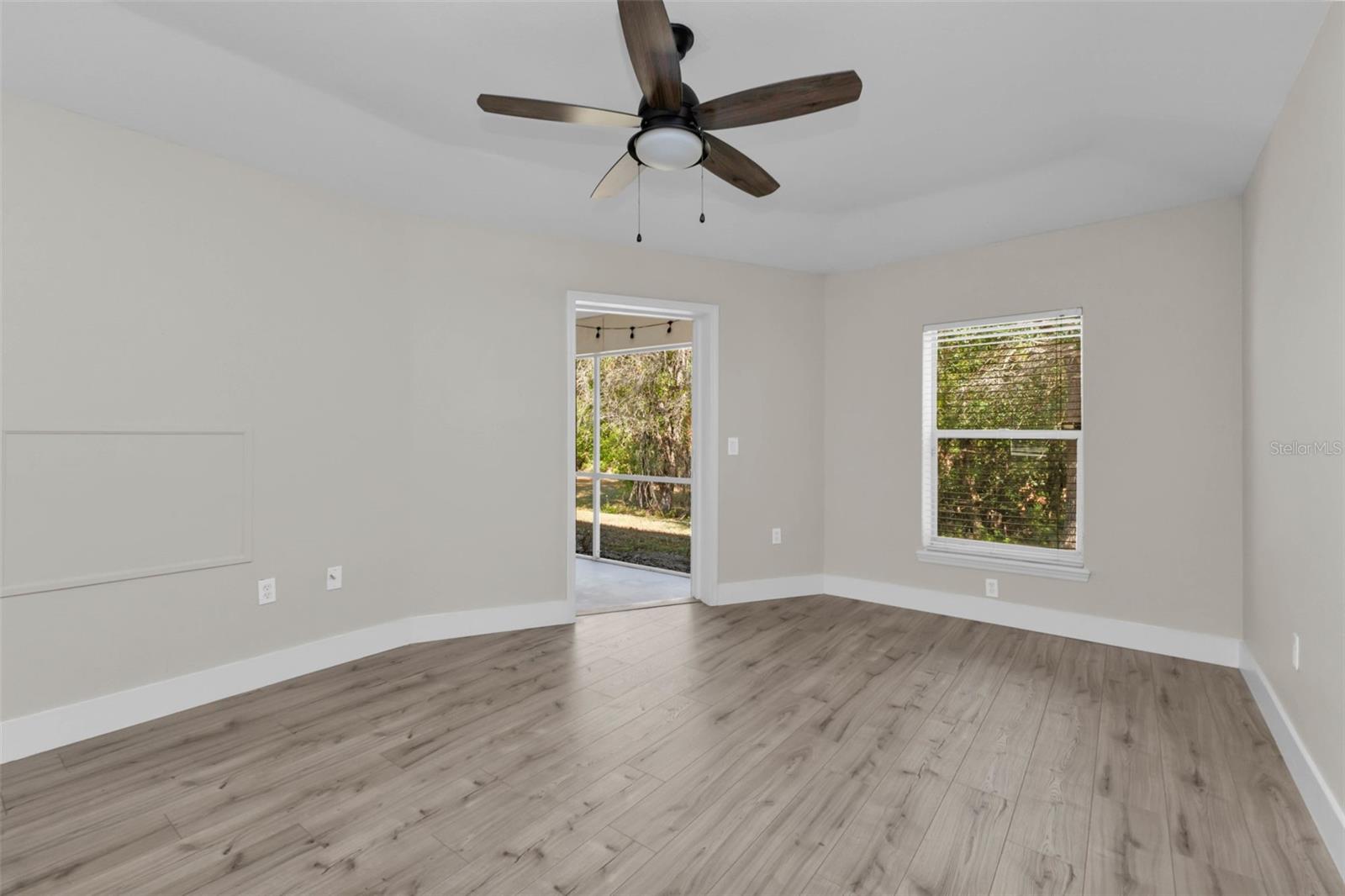 Image 28 of 43 For 11422 Second Avenue