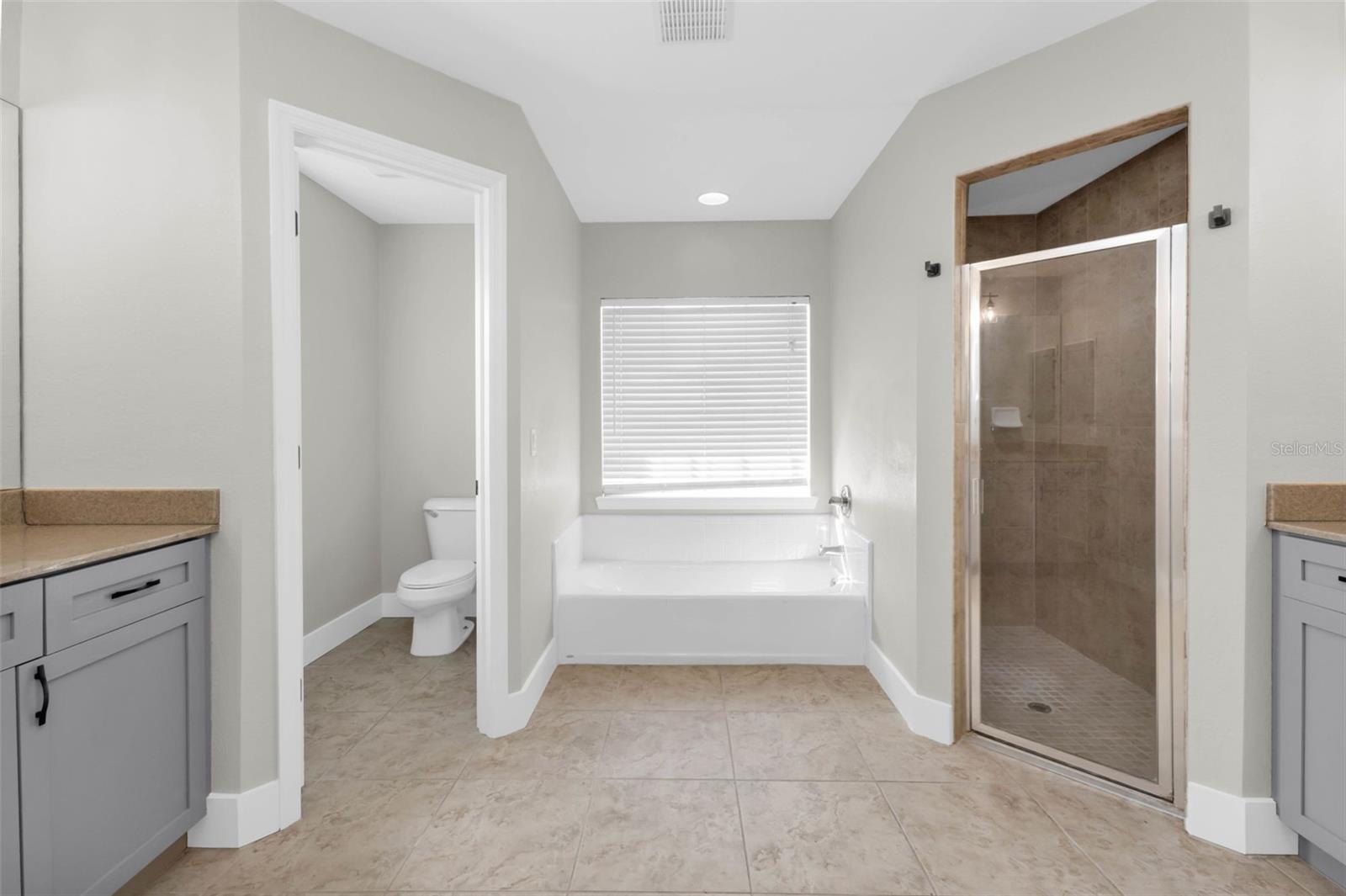 Image 31 of 43 For 11422 Second Avenue