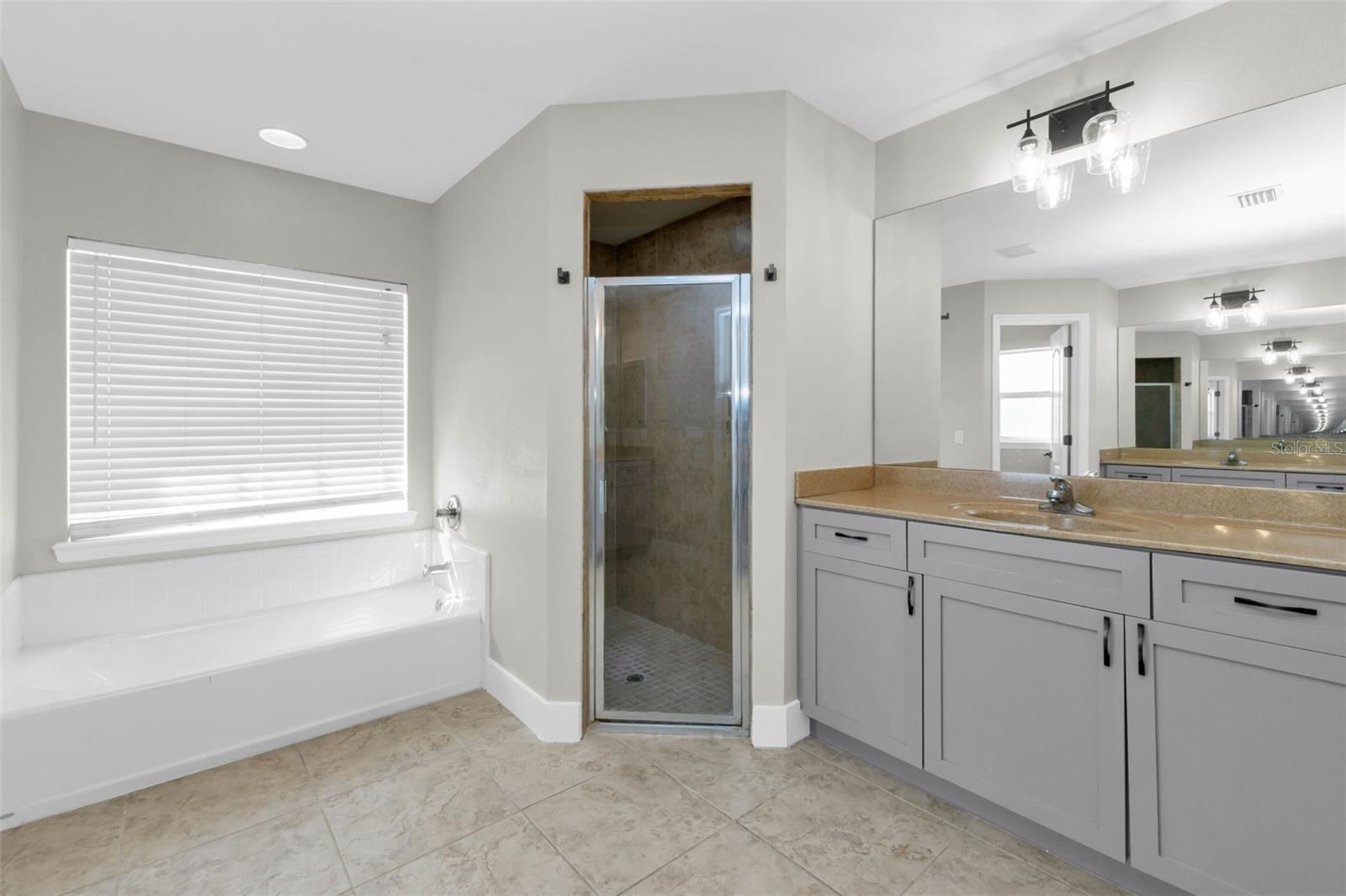 Image 33 of 43 For 11422 Second Avenue