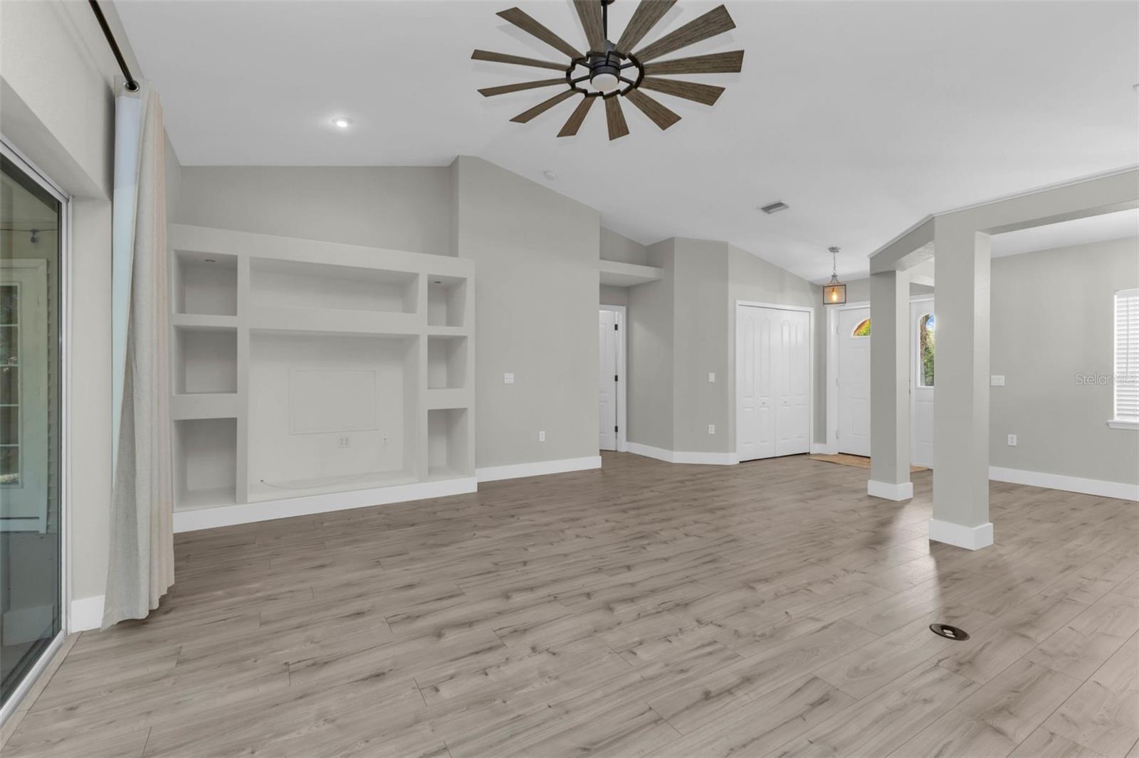 Image 9 of 43 For 11422 Second Avenue