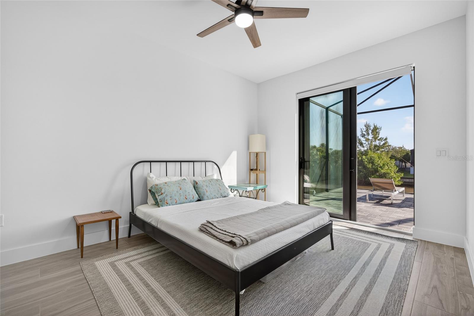 Image 20 of 38 For 2817 41st Avenue