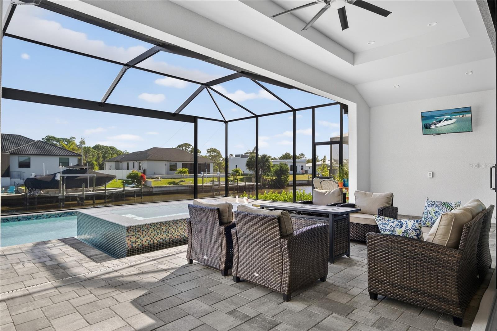 Image 24 of 38 For 2817 41st Avenue