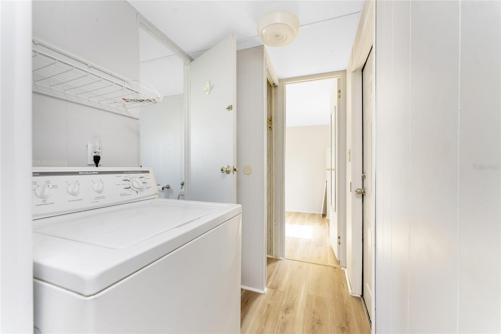 Image 20 of 39 For 7412 Beckley Street