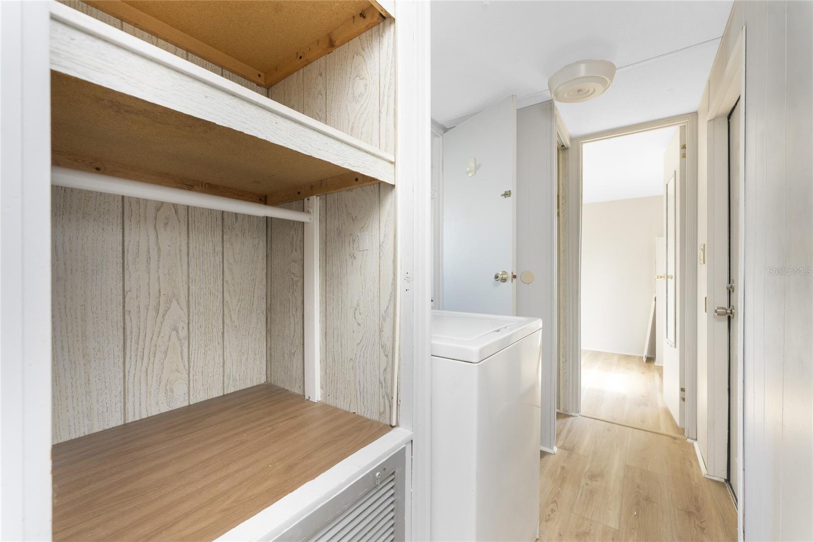 Image 21 of 39 For 7412 Beckley Street