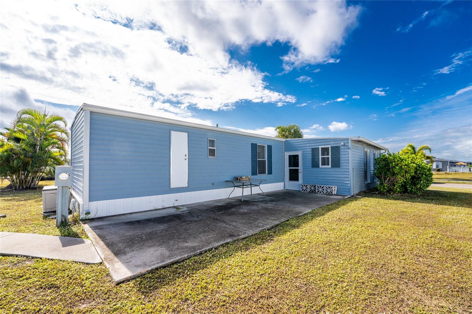 Image 25 of 39 For 7412 Beckley Street