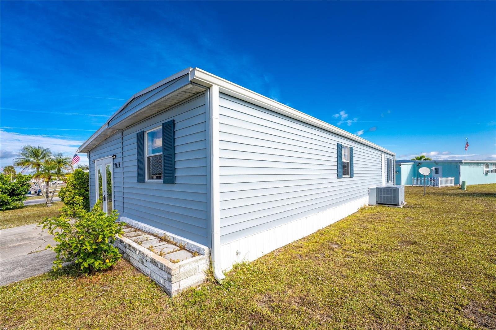 Image 27 of 39 For 7412 Beckley Street