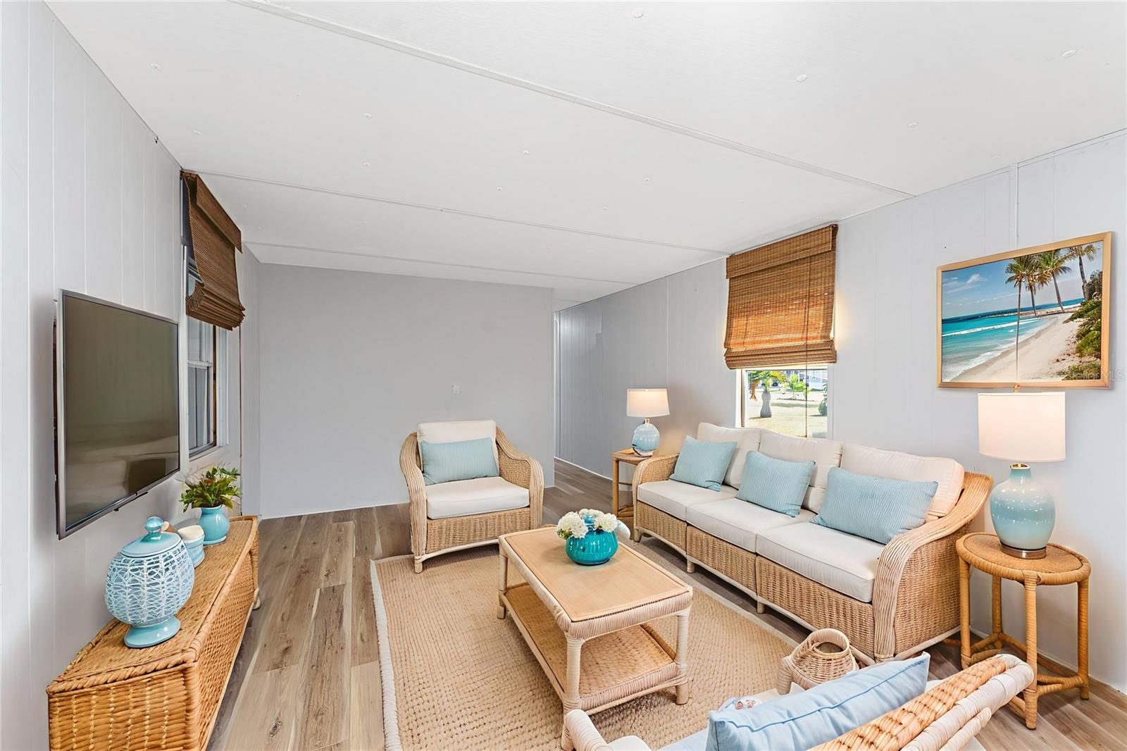 Image 9 of 39 For 7412 Beckley Street