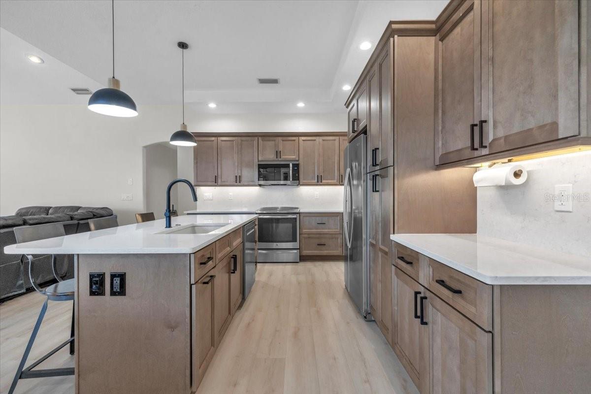 Image 22 of 90 For 8553 Aviary Road