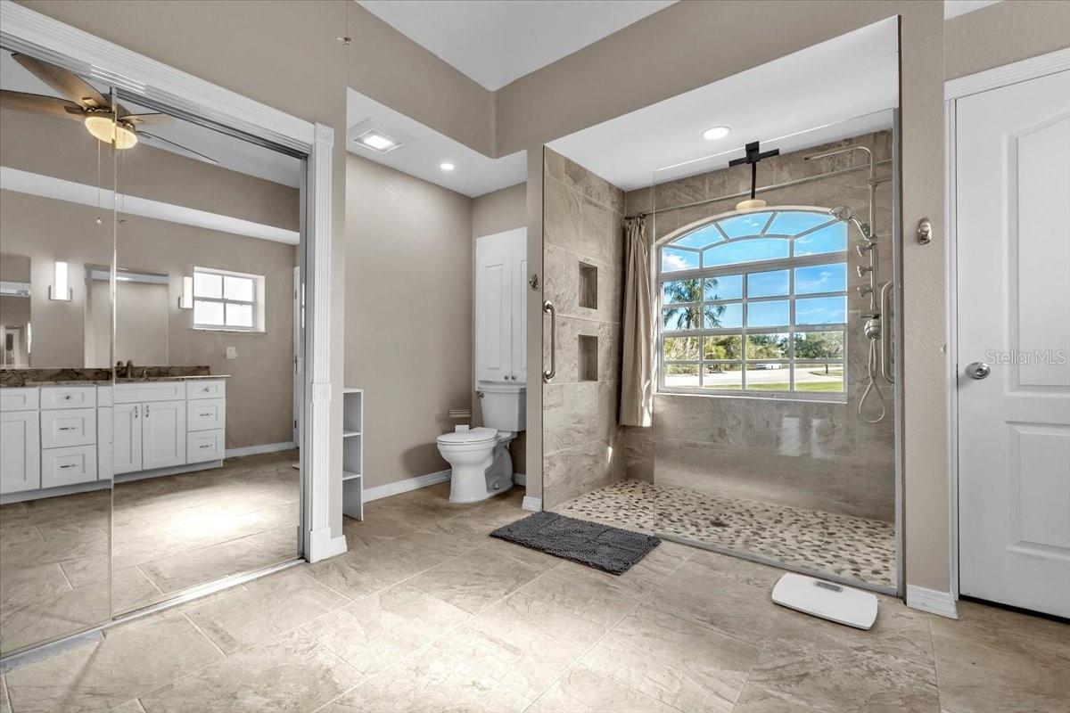 Image 34 of 90 For 8553 Aviary Road