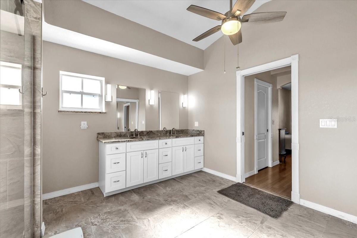 Image 35 of 90 For 8553 Aviary Road