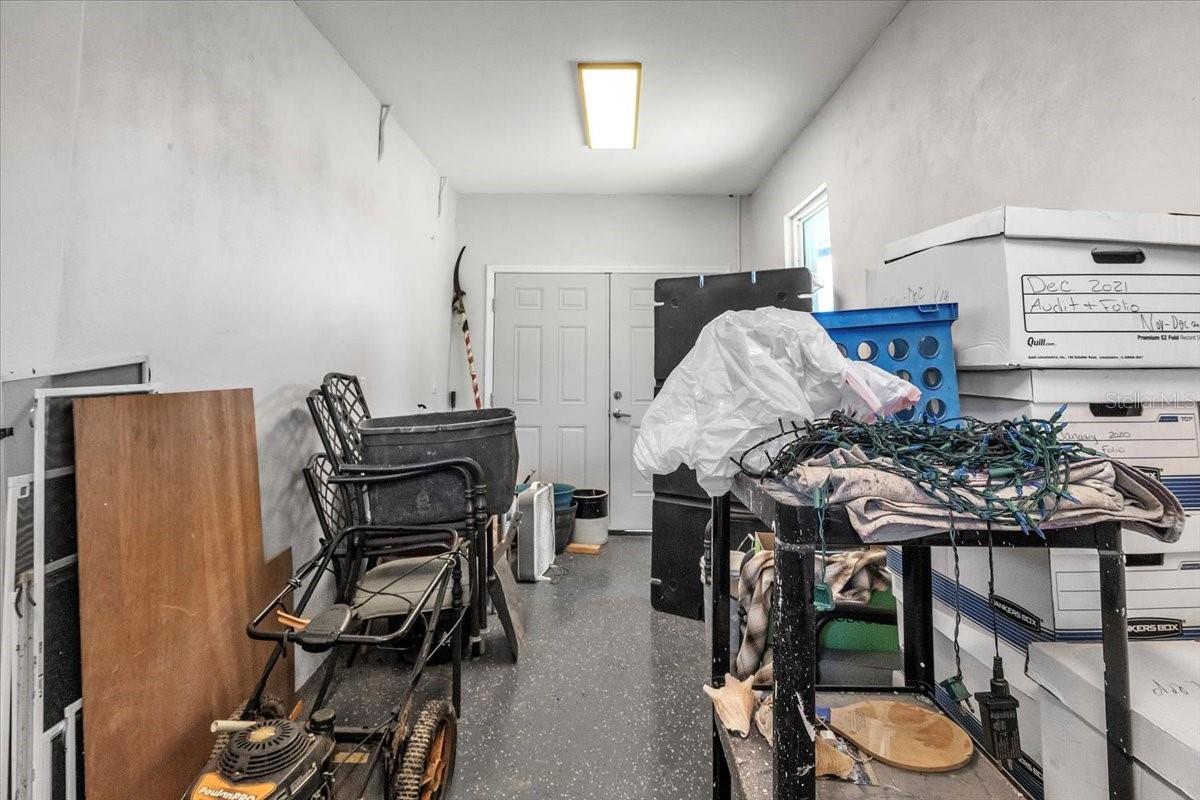 Image 88 of 90 For 8553 Aviary Road