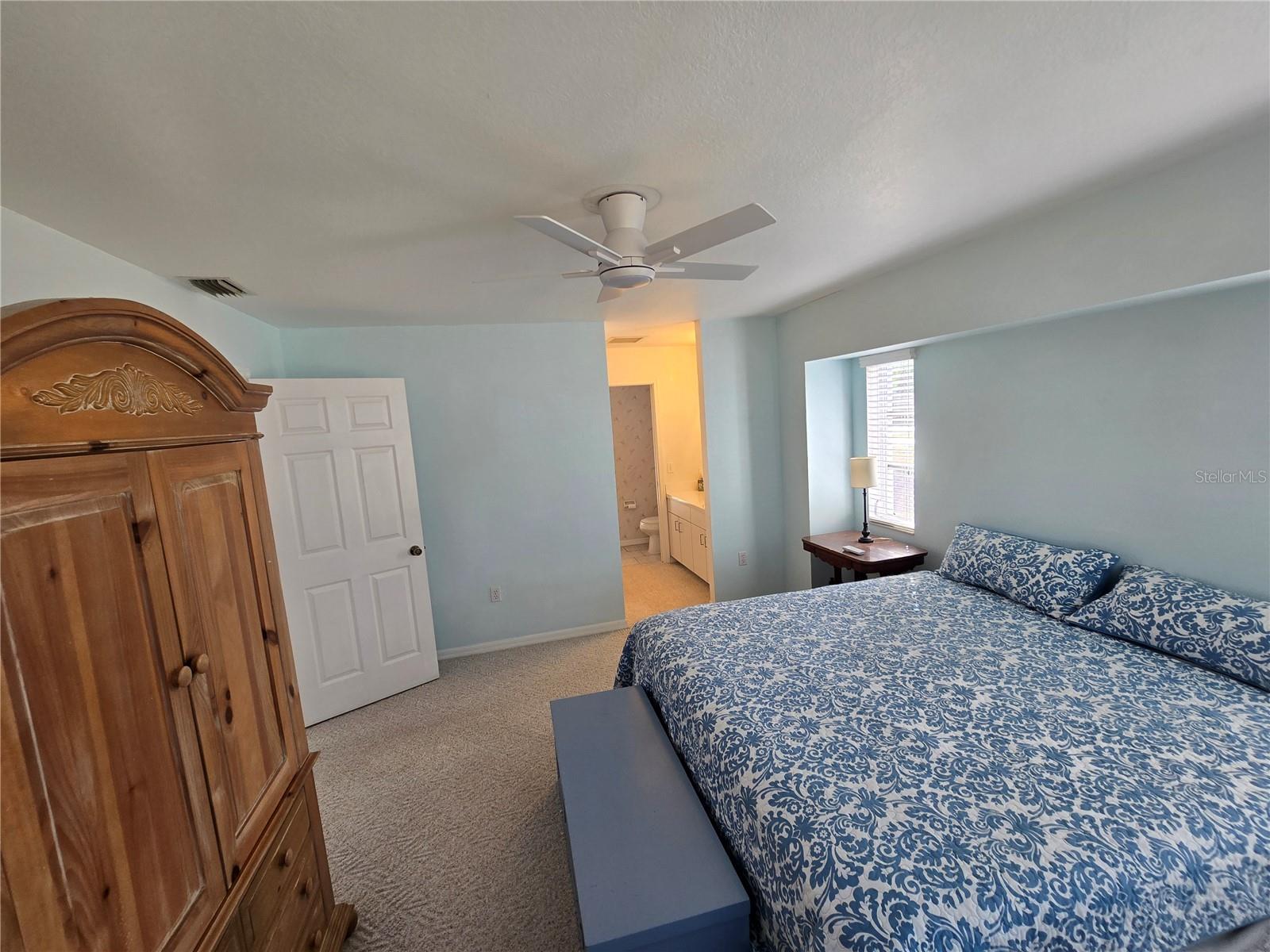 Image 10 of 27 For 4753 Salford Boulevard