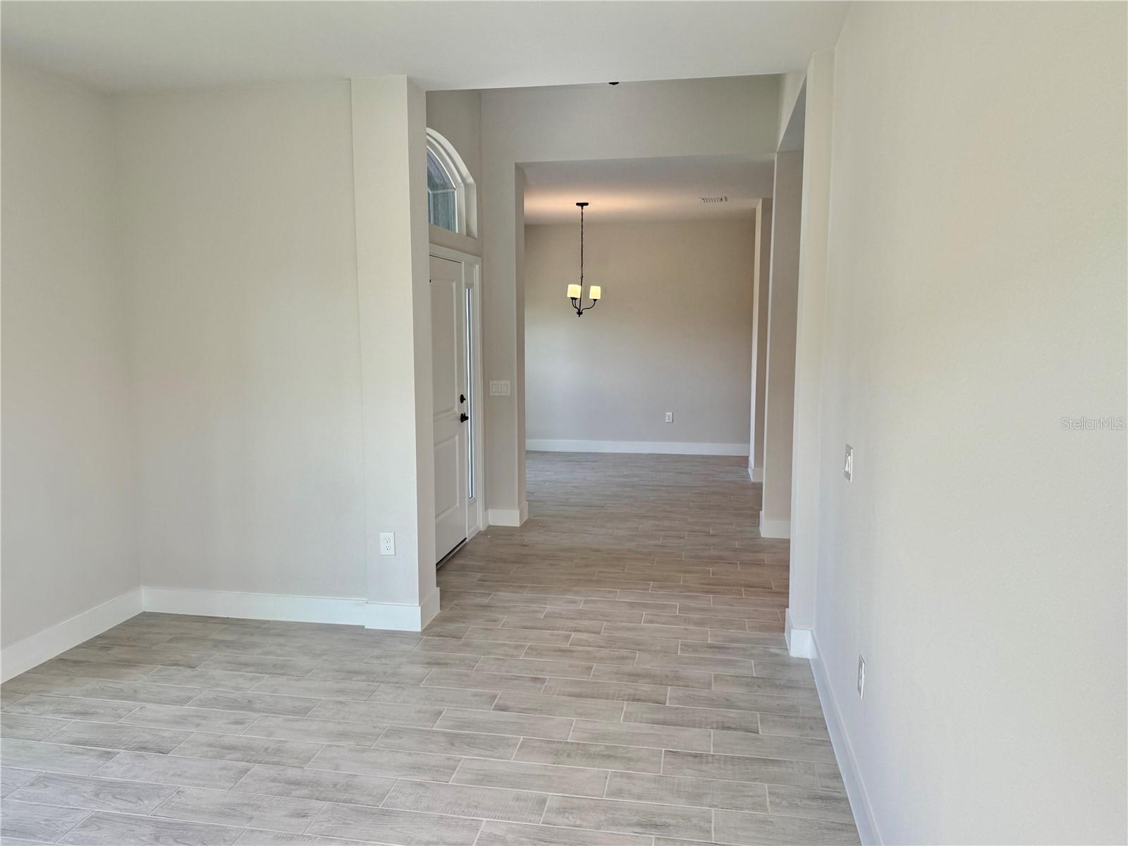 Image 10 of 25 For 9227 Newnan Circle