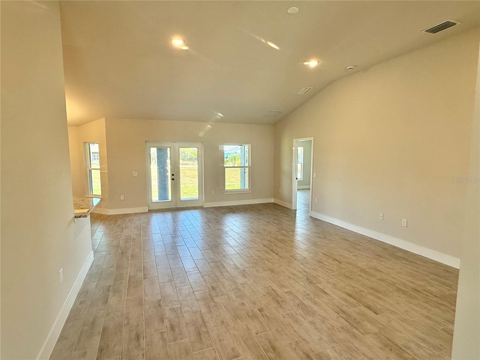 Image 12 of 25 For 9227 Newnan Circle